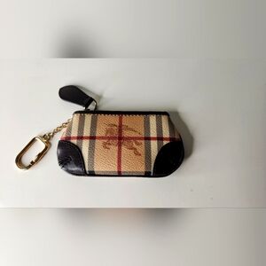 Burberry coin pouch